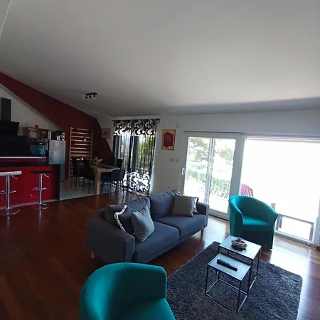 Penthouse With A Great View * Podstrana